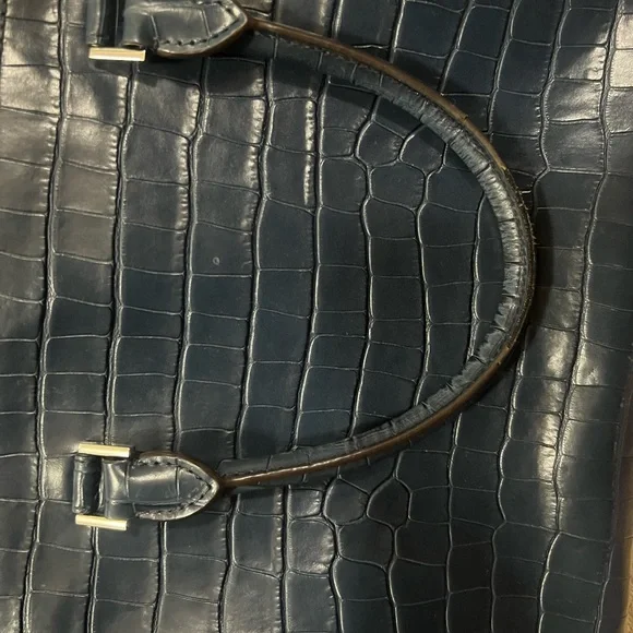 Michael Kors Dark Blue Croc-Embossed Bag and Wallet - Picture 3 of 8